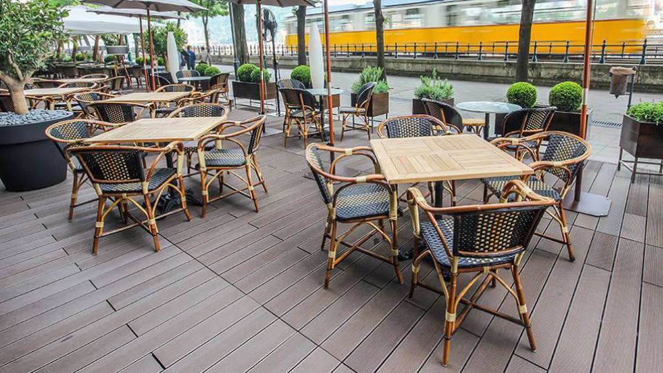 French Bistro by Beaufurn, for spaces designed for outdoors
